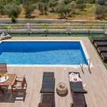 Villa Bay View 5 *