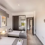 Bay View 5 * Aya Napa