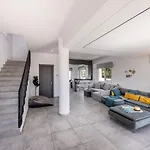Bay View 5 Villa