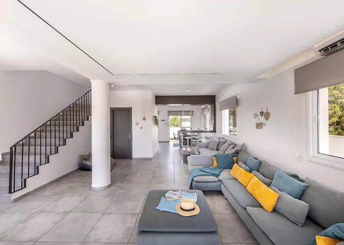 Bay View 5 * Aya Napa