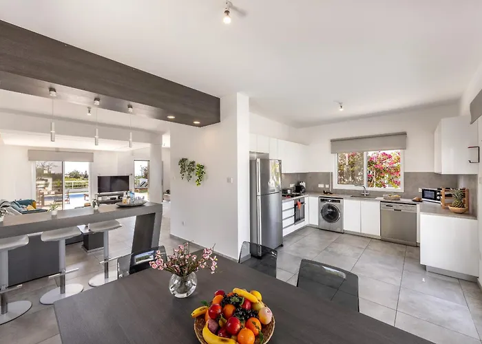 Bay View 5 * Aya Napa